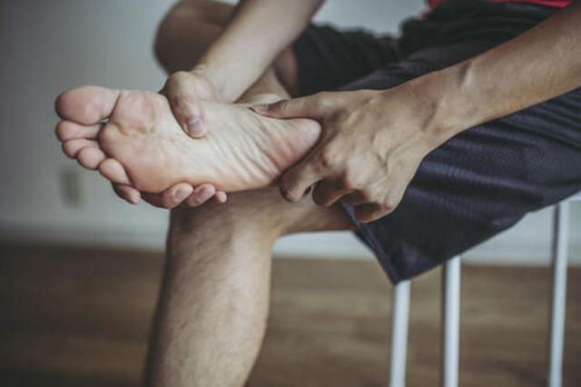 これだけで血流改善 足首 を柔らかくするメリットとストレッチ方法 Antenna アンテナ