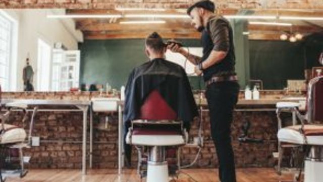 西山理髪店に訊く 美容室ではなく理容室を選ぶワケ Antenna アンテナ