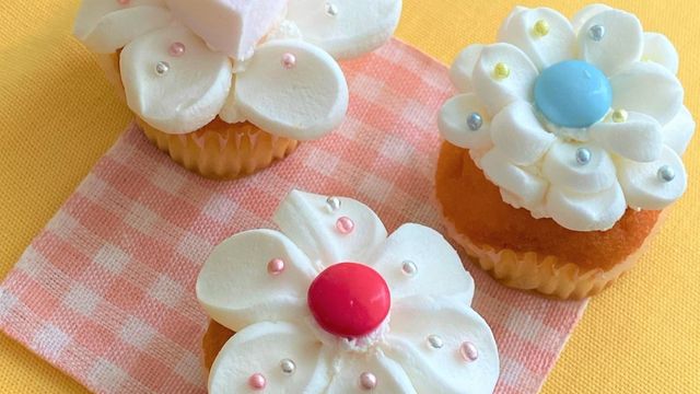 試してみた 春爛漫 マシュマロdeフラワーカップケーキ お祝い Antenna アンテナ