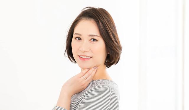 面長をカバーする ふんわりボブ の作り方とは Antenna アンテナ