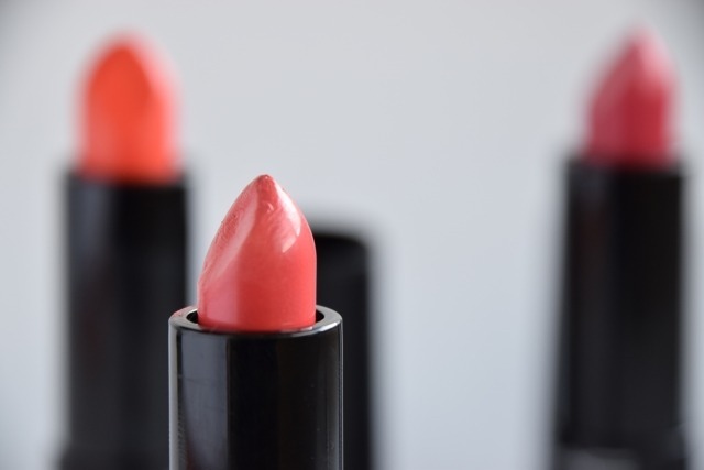 コーラルピンクのリップがおすすめ シーンを選ばず大活躍 Antenna アンテナ