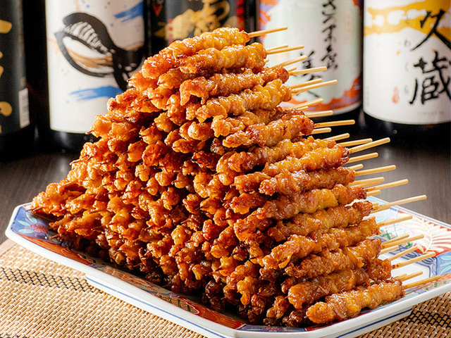 博多発の大人気焼き鳥が家で楽しめる 竹乃屋 の 博多ぐるぐるとりかわ がネット通販開始 Antenna アンテナ