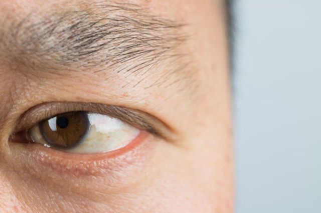 眉毛が薄い男性はどう見られている 薄い眉毛におすすめの整え方とは Antenna アンテナ