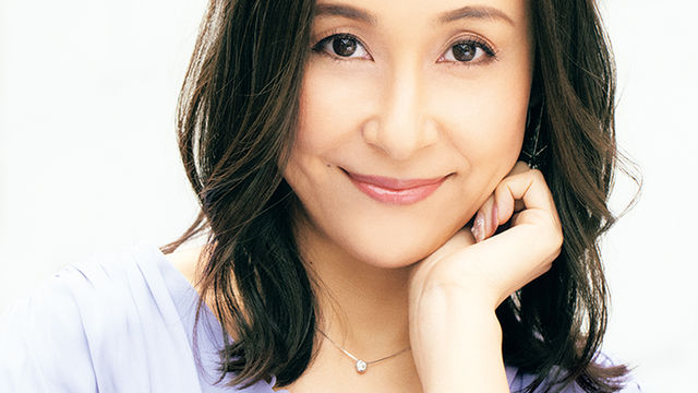 40代の年最新髪型 若見え透けバングス ロングヘア Antenna アンテナ