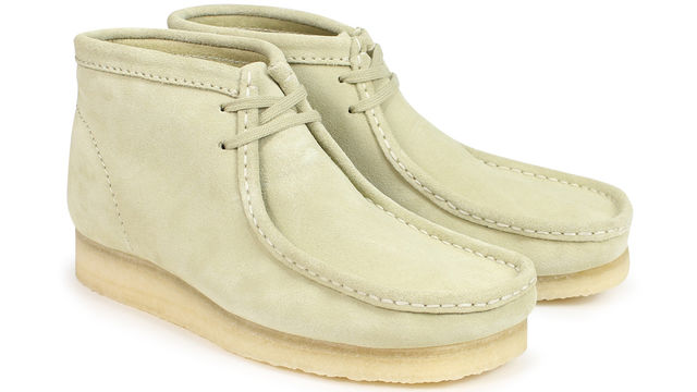 ワラビーブーツ コーデ特集 クラークスの名作を使ったメンズの着こなしを紹介 Antenna アンテナ