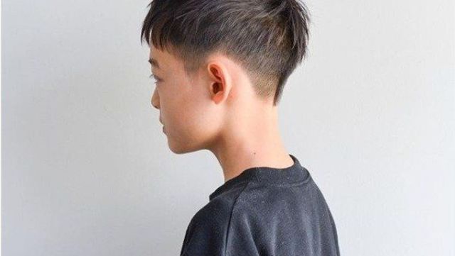 夏 小学生男子のヘアスタイルはこれで決まり 格好いい オシャレ さわやか もう迷わない おすすめのヘアカタログ Antenna アンテナ