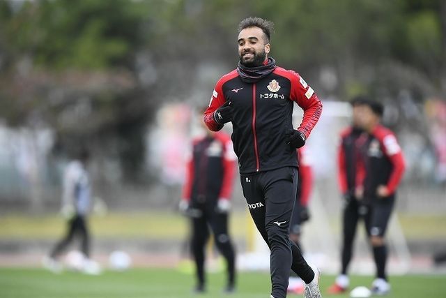 名古屋の10番ガブリエル シャビエルが来日３年目で入籍 人生の最高の瞬間の１つ Antenna アンテナ