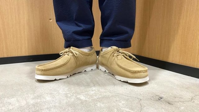 モカシンシューズの代名詞 クラークス Clarks の ワラビー が愛される理由とは Antenna アンテナ