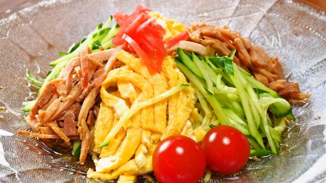 なかなか作らないからこそ悩む 瓦そば の献立って何を合わせればいいの Antenna アンテナ