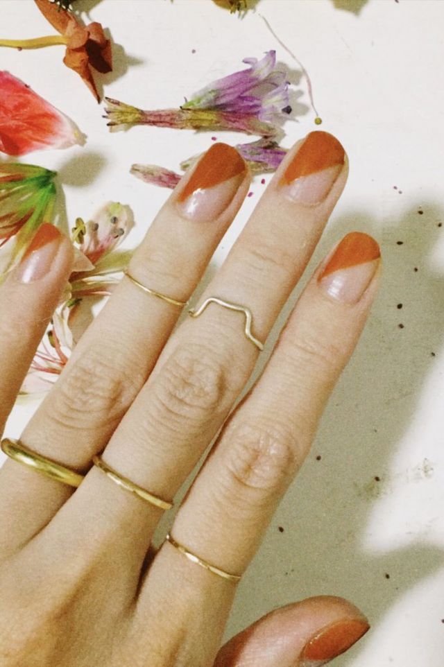 おうち時間で楽しむ 半分ななめネイル ささやかですてきなもの 大谷有紀 Vol 11 Antenna アンテナ おうち時間で楽しむ 半分ななめネイル ささやかですてきなもの 大谷有紀 Vol 11 Antenna アンテナ