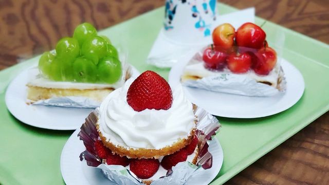 憧れのホールケーキひとり占め 近江屋洋菓子店 のお手頃サイズショート Antenna アンテナ