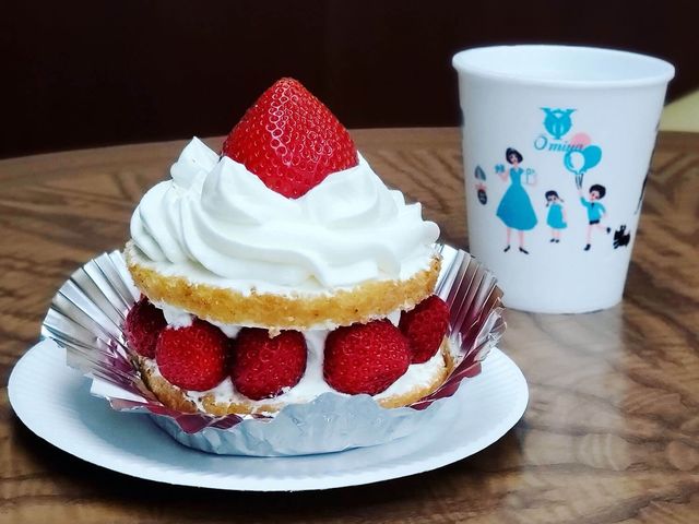 甘酒かき氷からショートケーキや石釜焼ホットケーキまで 老舗スイーツめぐり 黒猫スイーツ散歩神田 神保町編まとめ Antenna アンテナ