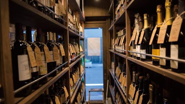 小川町への統合移転でさらに進化 インド料理に新風を吹き込んだ カレー オリエンタルバル 桃の実 Antenna アンテナ