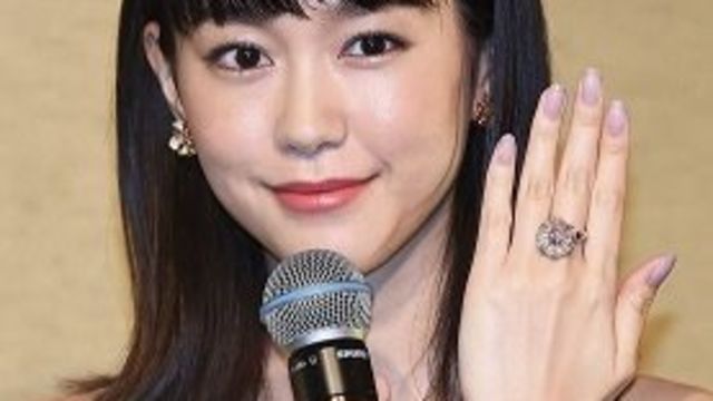 桐谷美玲の新ヘアスタイルに反響続々 可愛すぎるヘア マタニティコーデにも注目 Antenna アンテナ