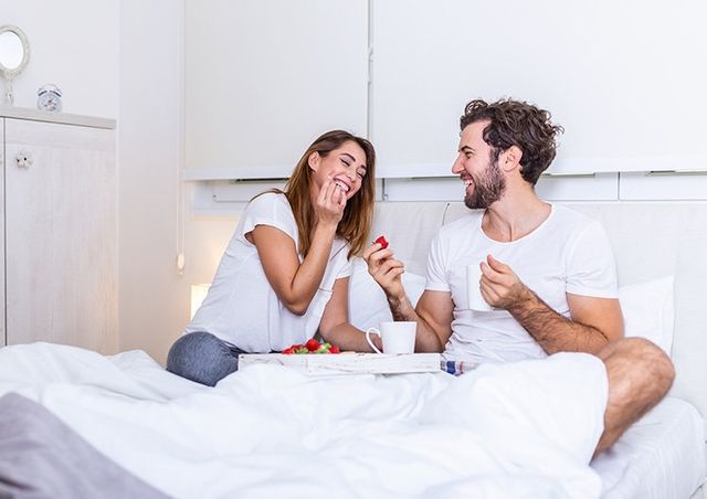 心のケアには 添い寝フレンド がおすすめ アラサー男女が語るソフレのメリット Antenna アンテナ