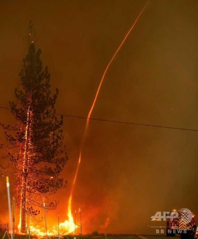 火災旋風や稲妻も 米加州の山火事で避難命令 Antenna アンテナ