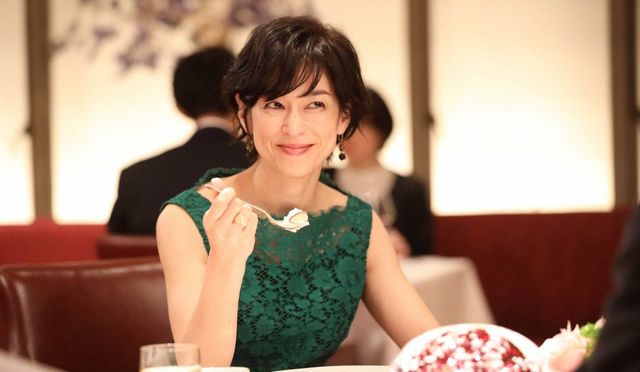 Suits スーツ2 第1話 第3話をプレイバック 鈴木保奈美さんのファッション ジュエリーは Antenna アンテナ Suits スーツ2 第1話 第3話をプレイバック 鈴木保奈美さんのファッション ジュエリーは Antenna アンテナ