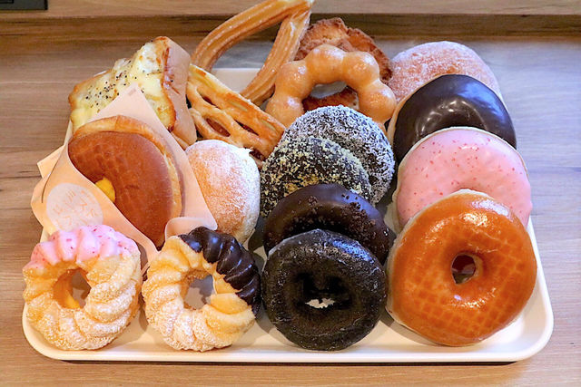 あの ミスド ドーナツが食べ放題だよっ 夢みたいなビュッフェが凄すぎた Antenna アンテナ