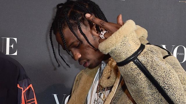 トラヴィス スコット 未発売のps5をいち早く手にしていた Antenna アンテナ