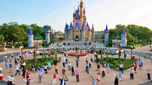 ディズニーランド キャストの服装や髪型に関するルールを ジェンダーインクルーシブ な内容に変更 Antenna アンテナ