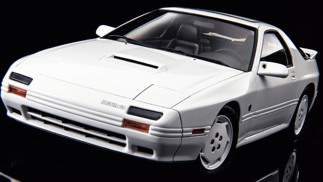 マツダrx 7 Fc3s の10周年記念車 北米向け1500台限定のturbo Iiを再現 モデルカーズ Antenna アンテナ