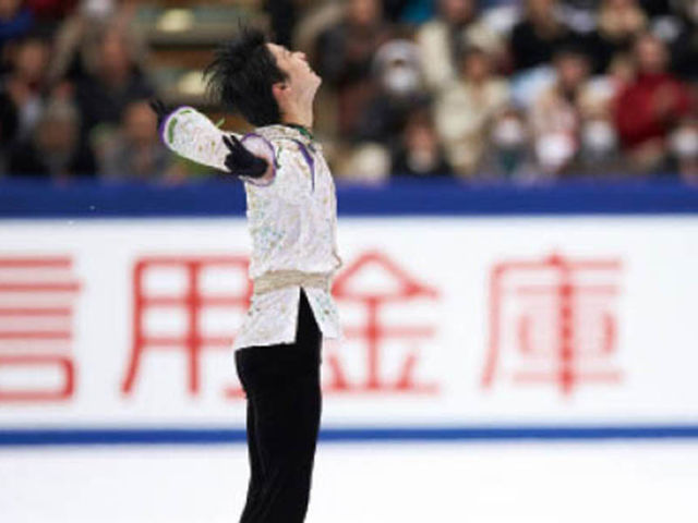 羽生結弦オフィシャル名言集が発売 10年間の軌跡がわかる金言111選と写真125点を収録 Antenna アンテナ