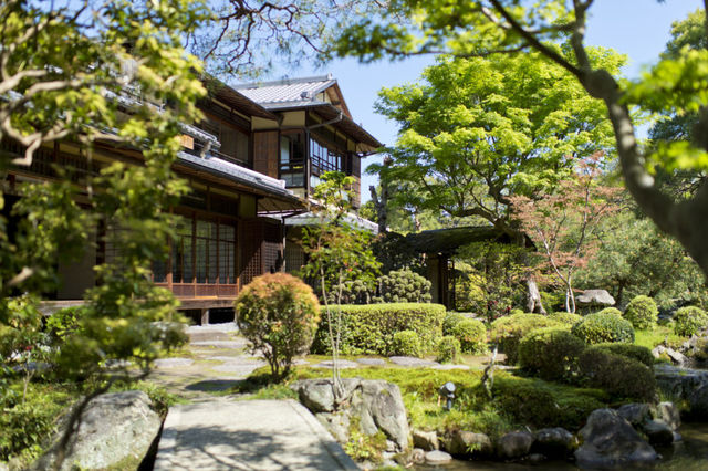 The Table With A Nice View In Kyoto 紅葉とともに味わう京の秋味 京懐石dining 桜鶴苑 おうかくえん Antenna アンテナ