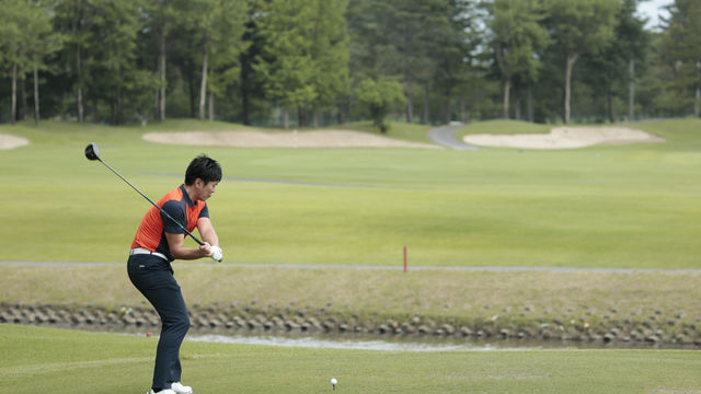 打つのではなく スウィングせよ ボビー ジョーンズ ゴルフは名言でうまくなる Antenna アンテナ