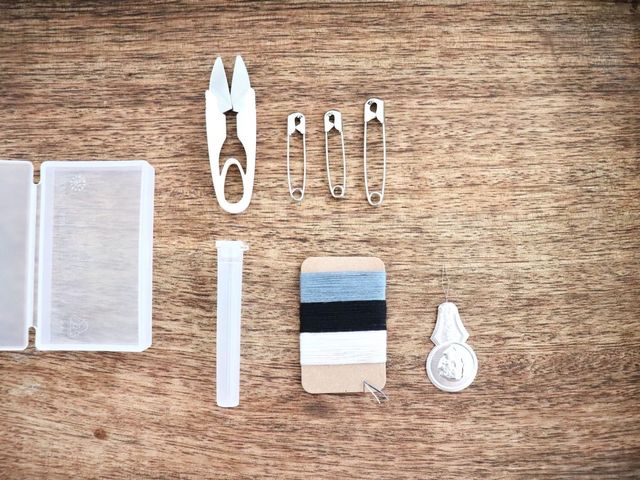 無印良品 究極にミニマムなソーイングセット たったこれだけで充分でした Antenna アンテナ