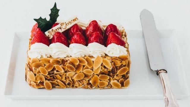 新宿高野 のクリスマスケーキとフルーツたっぷりパフェで平成最後の最高クリスマスを Antenna アンテナ