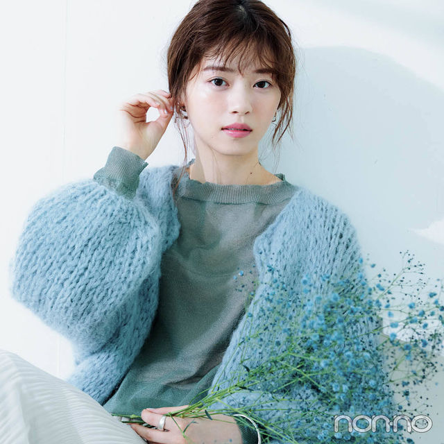 西野七瀬はくすみブルーではかなげな雰囲気をまとって 冬の透明感ガール Antenna アンテナ