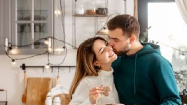 キスの相性ってどこで見分ける キスの仕方がうまいと思う瞬間や可愛くおねだりする方法って Antenna アンテナ