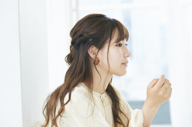絶壁頭でも悩まない 似合う髪型や簡単ヘアアレンジをご紹介 Antenna アンテナ
