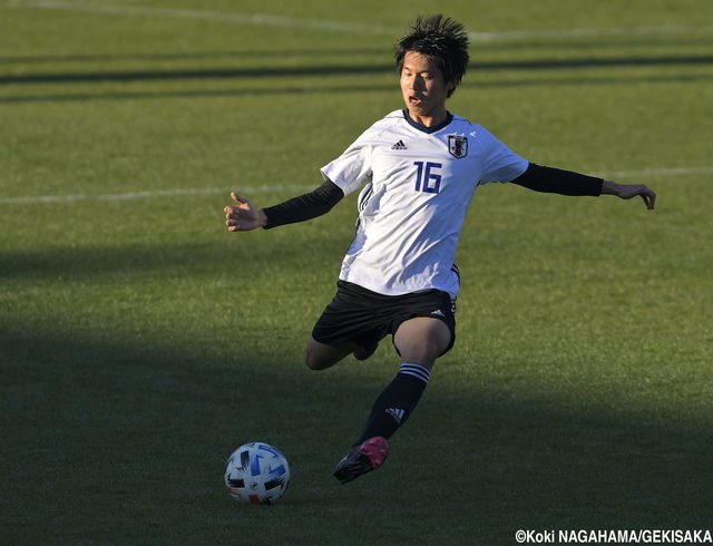 鈴木海音ら 02年組 も進化中 U 19日本代表候補cb陣がアピール 18枚 Antenna アンテナ