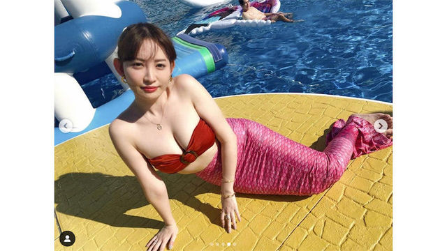 小嶋陽菜 素肌と美脚きらめくルームウェアのモデル写真が話題 どうしてこんなに綺麗なの Antenna アンテナ