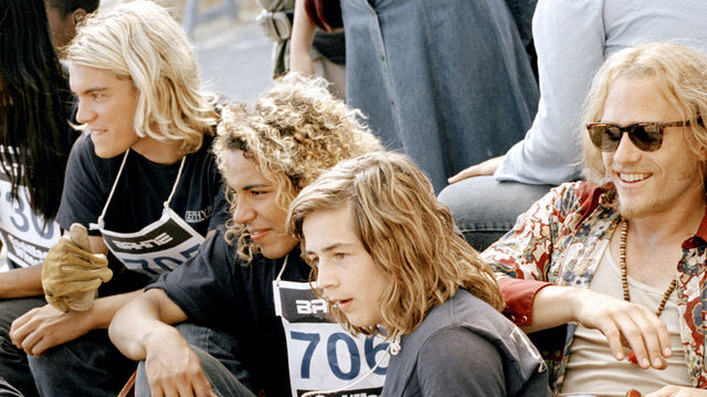 Dogtown X Wolves Kill Sheep X Nano Universe のトリプルネームtシャツ Antenna アンテナ