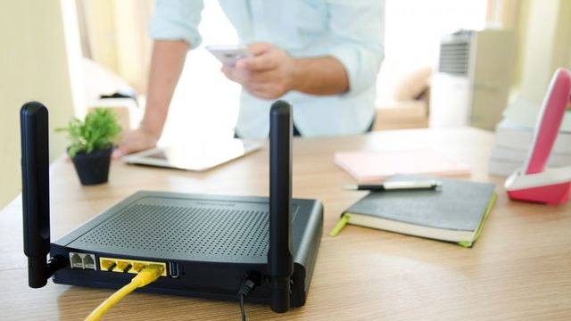 ルーター収納に100均や無印良品を使う方法 設置におすすめの場所も Antenna アンテナ