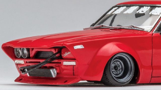 強烈 オバフェン ハコスカgt R C10系4ドアのイジり方実例 実車よりオモロイ 改造プラモの世界 モデルカーズ チューニング Antenna アンテナ