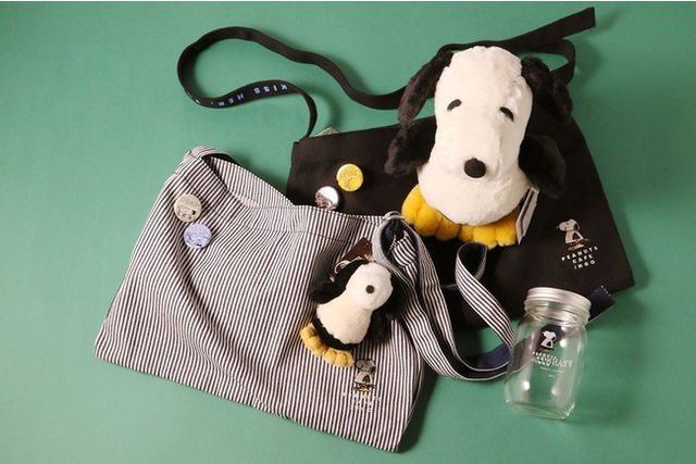 ペリカンズのマスコット着ぐるみを着たレアで愛らしいスヌーピーグッズが Peanuts Cafe 名古屋 に登場 Antenna アンテナ
