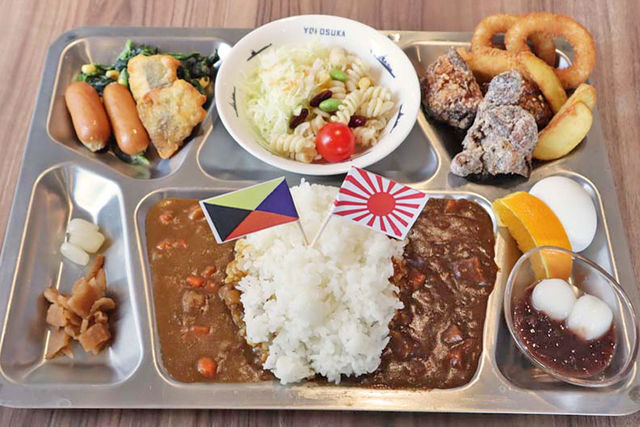 横須賀名物 海軍カレー が1 980円食べ放題 サイドメニューも絶品すぎて 敬礼したくなった Antenna アンテナ