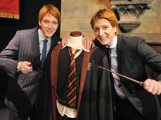 ハリーポッター ジョージ&フレッド フェルプス兄弟直筆サイン 映画グッズ販売専門店ハリコレ。映画グッズが豊富な品揃え。 ハリー