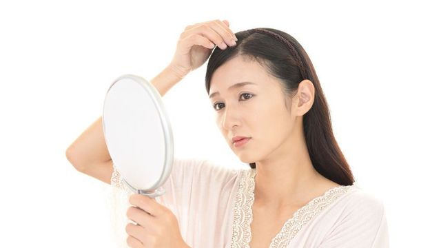 30代の白髪の原因と対策 アラサーは白髪とどう付き合えばいい Antenna アンテナ