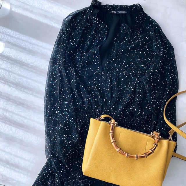 Zaraワンピ イエローバッグで春コーデ 今月号の付録紹介 Antenna アンテナ