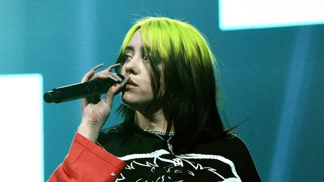 根元をカラフルに染める リバース ヘアカラー がオシャレすぎる Antenna アンテナ