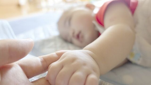 赤ちゃんがすぐうつ伏せになる どうしたらいい 医者が教える赤ちゃん快眠メソッド Antenna アンテナ
