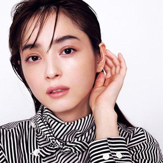 佐々木 希の21春メイク 気になるのはイエロー 王道ピンクメイクも自分らしくアレンジ Antenna アンテナ