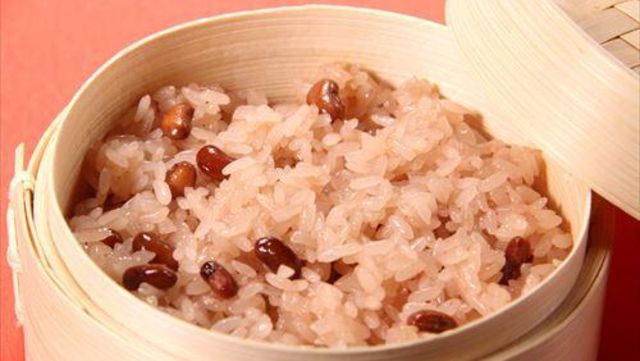 白ご飯に混ぜるだけでもっちもち 炊き込みいらずで手軽な赤飯の素 Antenna アンテナ