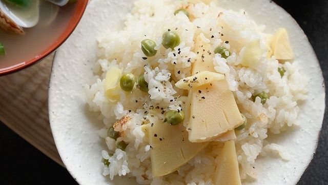 鶏と栗の炊き込みご飯 メープルシロップと白だしが決め手 Antenna アンテナ