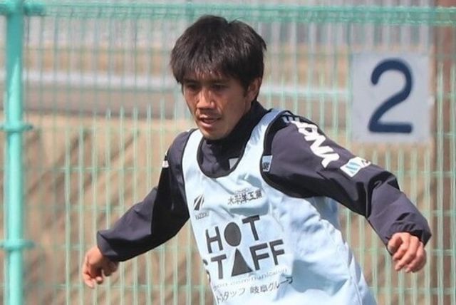 横断幕に心打たれました 岐阜デビューの柏木陽介 サポーターの後押しに感激 ただプレー内容は正直最悪 Antenna アンテナ