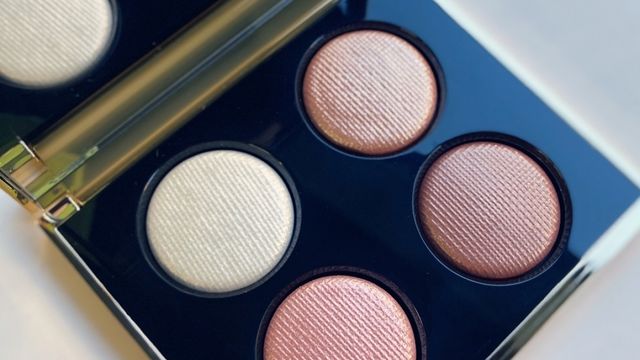 クリスマスコフレ19 圧巻の煌めき 拝みたくなる宝石パレット ボビィブラウン リュクス ジェムズ アイシャドウ パレット Antenna アンテナ